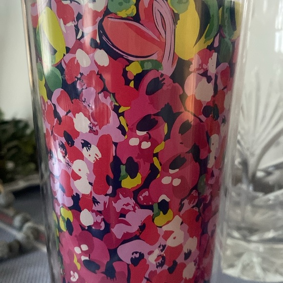 Lilly Pulitzer clear tumblers like new navy trippin and sippin & wild confetti - Picture 3 of 3